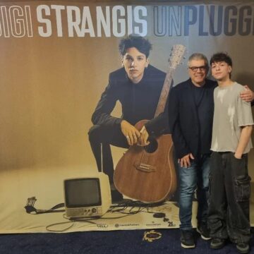 TRIONFALE RITORNO A CASA DI LUIGI STRANGIS