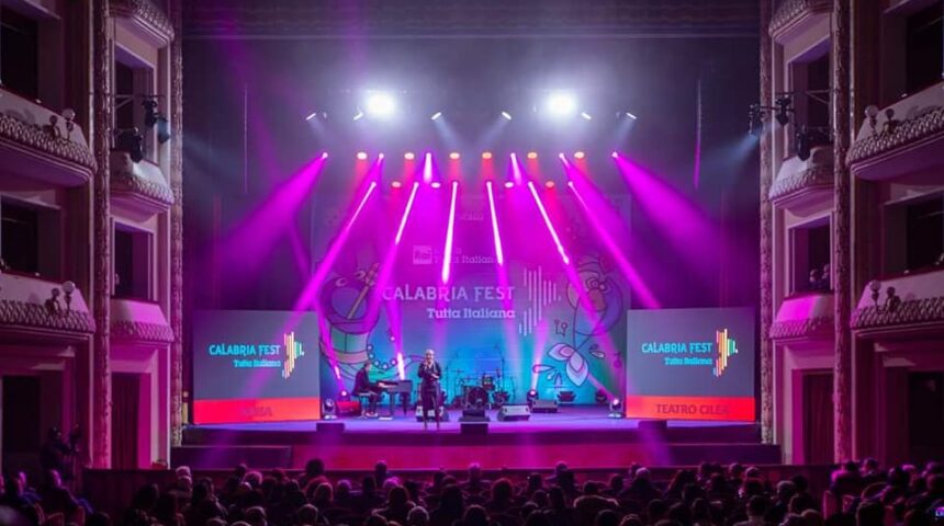 SUCCESSO DEL CALABRIA FEST 2021, TRA GLI OSPITI ERMAL META, ARISA, TIROMANCINO