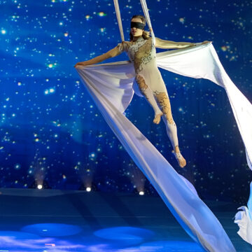 MERAVIGLIA PER ALIS DI LE CIRQUE TOP PERFORMERS AL PALACALAFIORE DI REGGIO