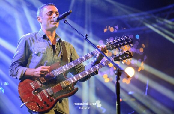 BAGNO DI FOLLA PER ALEX BRITTI