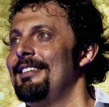 SUCCESSO PER IL NUOVO SHOW DI ENRICO BRIGNANO ALL’ ARENA MAGNA GRECIA DI CATANZARO SUCCESSO PER IL NUOVO SHOW DI ENRICO BRIGNANO ALL’ ARENA MAGNA GRECIA DI CATANZARO