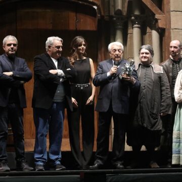 L’OPERA KOLOSSAL “I PROMESSI SPOSI“ DI MICHELE GUARDI’ IN TRIONFO A REGGIO CALABRIA, CON 15.000 SPETTATORI! L’OPERA KOLOSSAL “I PROMESSI SPOSI“ DI MICHELE GUARDI’ IN TRIONFO A REGGIO CALABRIA, CON 15.000 SPETTATORI!