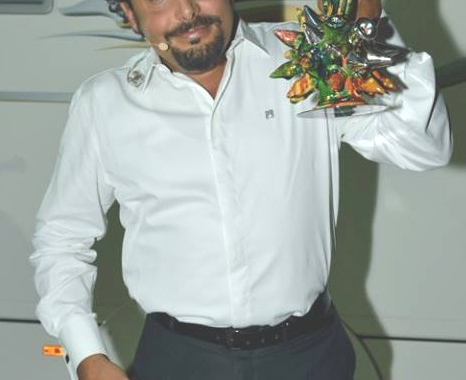 SUCCESSO PER IL NUOVO SHOW DI ENRICO BRIGNANO A CATANZARO