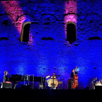SERGIO CAMMARIERE  STREGA IL PARCO SCOLACIUM DI ROCCELLETTA DI BORGIA