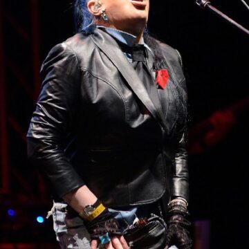 STREPITOSO SUCCESSO PER LOREDANA BERTE’ AL TEATRO RENDANO DI COSENZA STREPITOSO SUCCESSO PER LOREDANA BERTE’ AL TEATRO RENDANO DI COSENZA