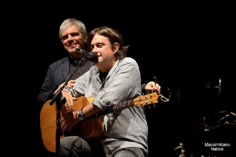 IN OLTRE DIECIMILA PER CRISTIANO DE ANDRE’ A JACURSO IN OLTRE DIECIMILA PER CRISTIANO DE ANDRE’ A JACURSO