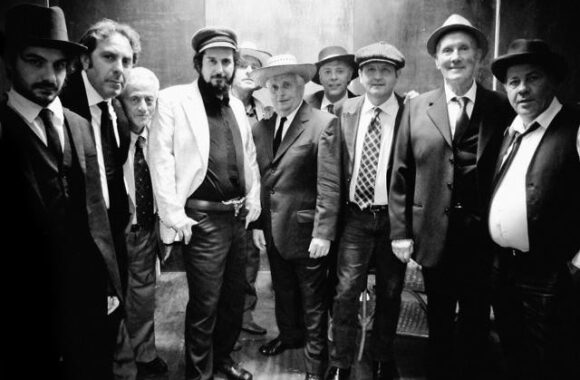 TRIONFO PER VINICIO CAPOSSELA E LA BANDA DELLA POSTA L’11 AGOSTO A CITTANOVA