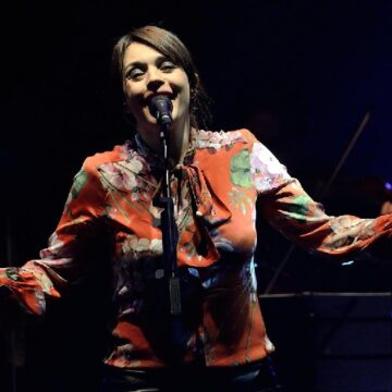 CARMEN CONSOLI CONQUISTA IL TEATRO RENDANO DI COSENZA CARMEN CONSOLI CONQUISTA IL TEATRO RENDANO DI COSENZA