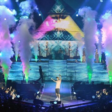 J-AX & FEDEZ  RE DI REGGIO CALABRIA, TRIONFO PER IL LORO COMUNISTI COL ROLEX TOUR!