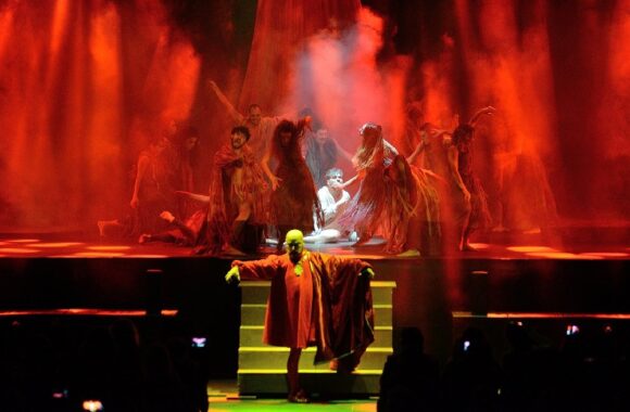 FRANCESCO DE PAULA L’OPERA, TRIONFO PER LA PRIMA ASSOLUTA A REGGIO CALABRIA. A BREVE IN TOUR!