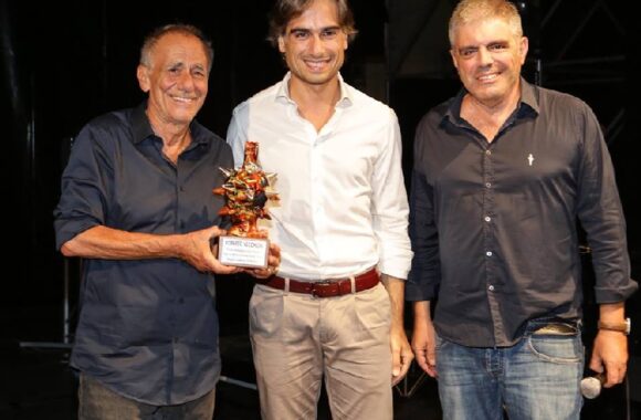 ROBERTO VECCHIONI STREGA REGGIO CALABRIA, TRA MUSICA E RACCONTI