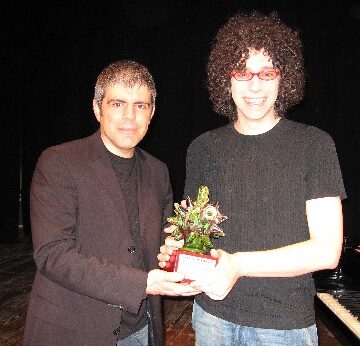 LA CALABRIA IMPAZZITA PER I PIANISTI ATTENDE ALLEVI LA CALABRIA IMPAZZITA PER I PIANISTI ATTENDE ALLEVI