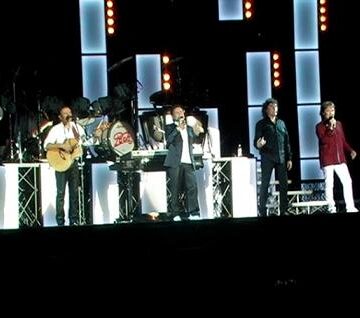 POOH A LAMEZIA TERME: TUTTO ESAURITO