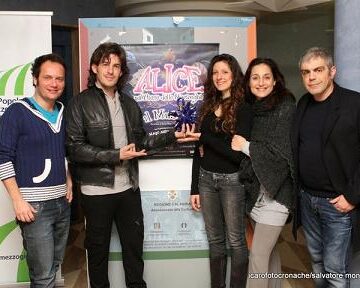 ”RICCIO D’ARGENTO PER “ALICE NEL PAESE DELLE MERAVIGLIE"