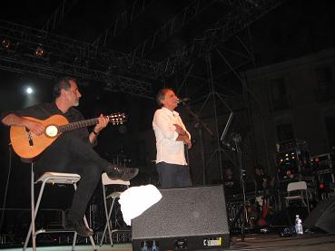 CONCERTO MEMORABILE DI VECCHIONI A LAMEZIA