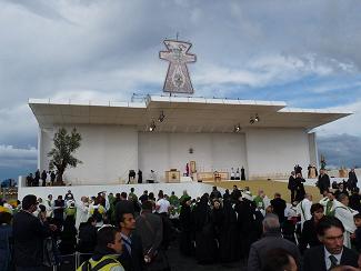 SANTA MESSA DI PAPA BENEDETTO XVI