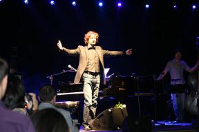 LA CALABRIA RIABBRACCIA SERGIO CAMMARIERE A RENDE IN UNA SERATA INDIMENTICABILE!