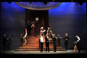 APPLAUSI PER IL MUSICAL “TITANIC” A CATANZARO APPLAUSI PER IL MUSICAL “TITANIC” A CATANZARO